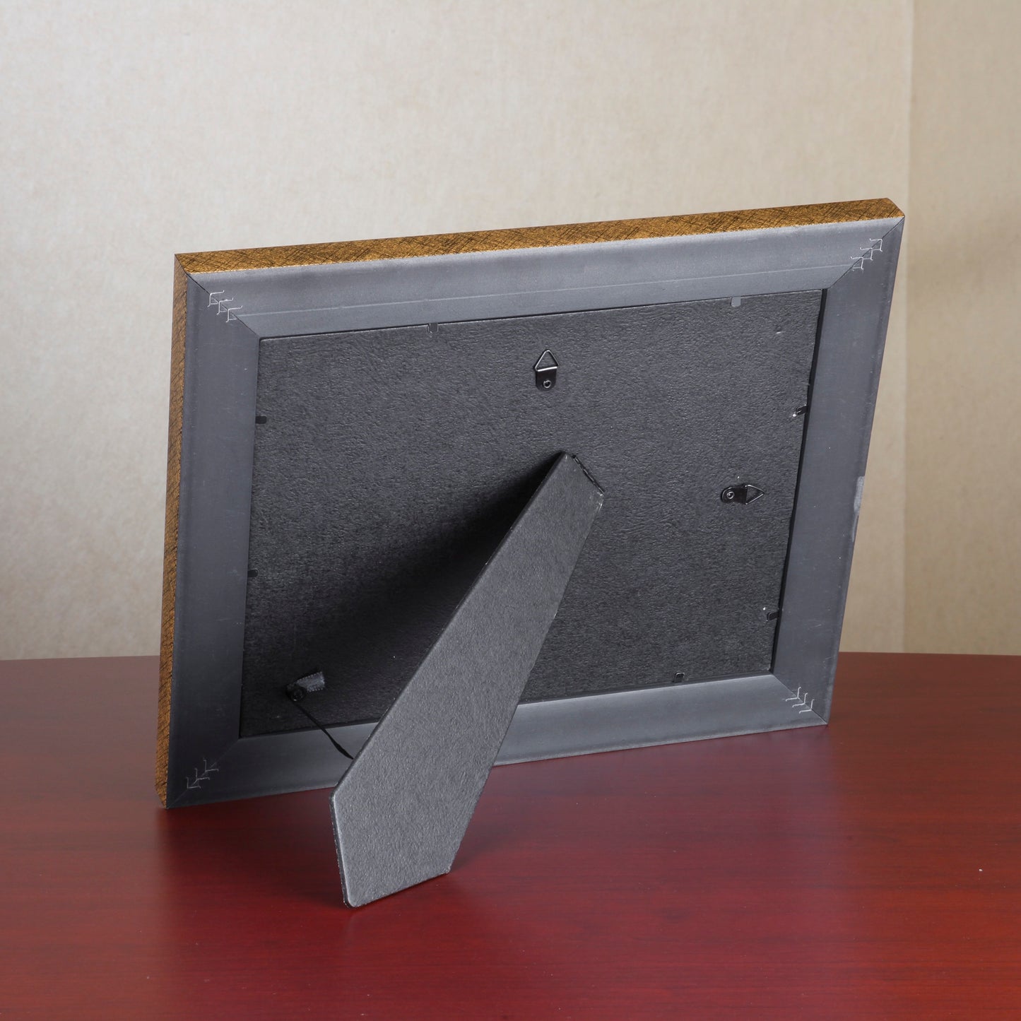 Executive Frame 8.5" x 11", Gold With Black Accents